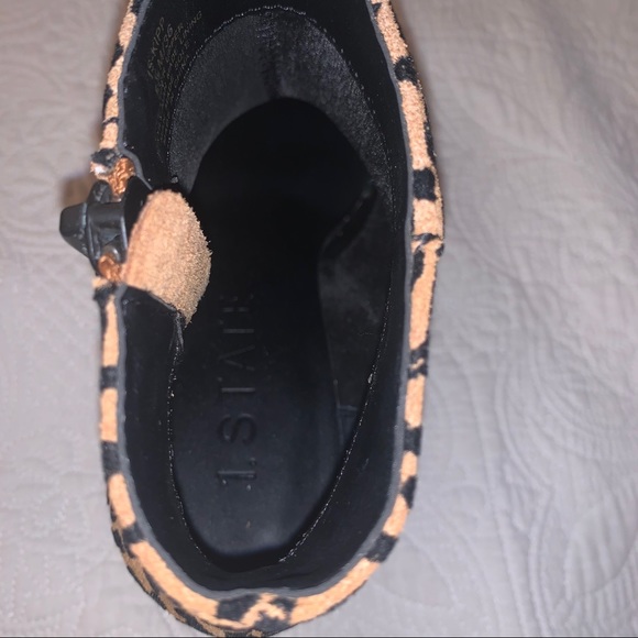 Wedge Booties - Picture 4 of 7